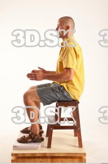 Sitting reference of Hanus 0009